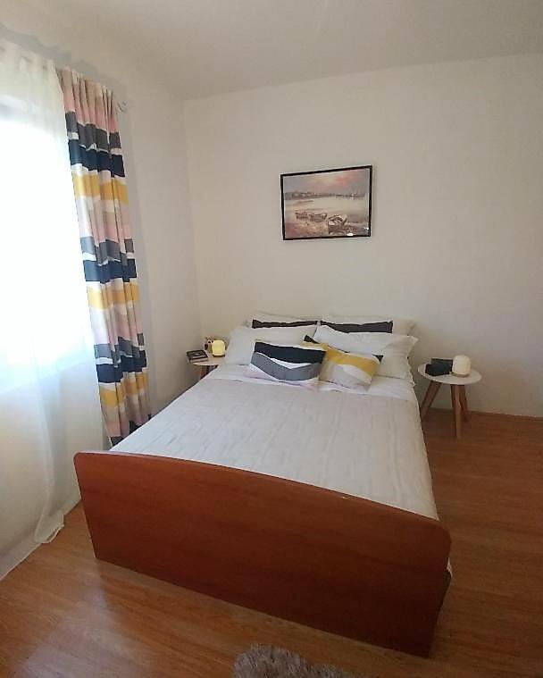 Apartments Pipi Pakoštane Extérieur photo