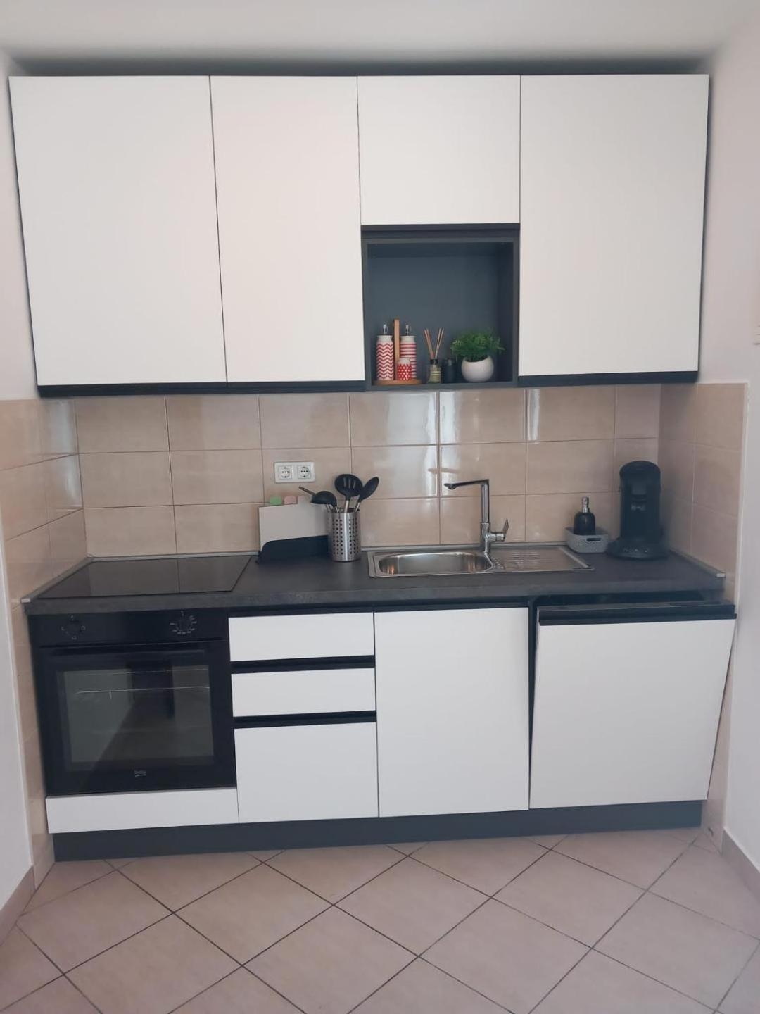 Apartments Pipi Pakoštane Extérieur photo